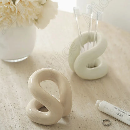 Creative Rope Knot Ceramic Toothbrush Holder